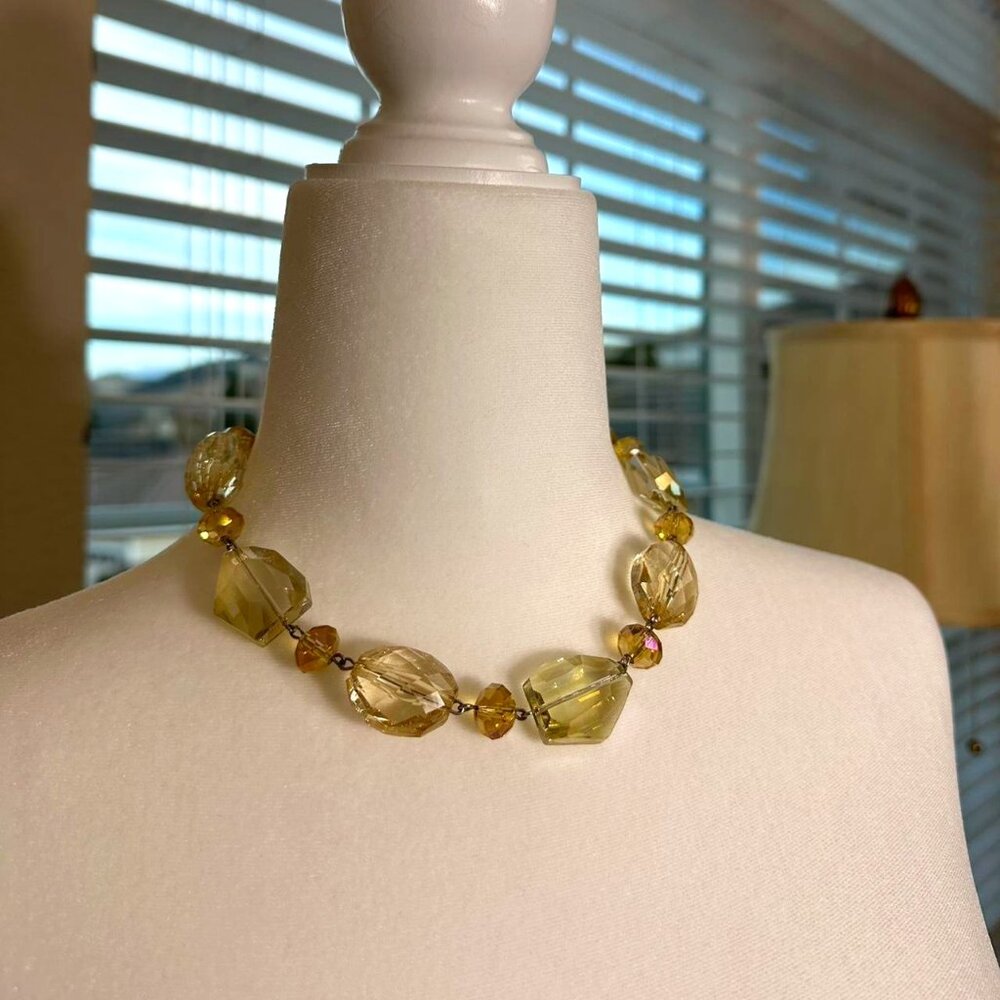 Beaded yellow necklace